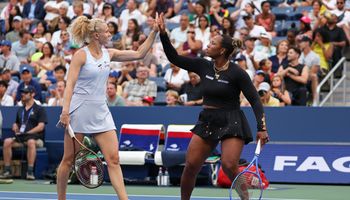 Siniakova and Townsend, US Open QF (Getty)